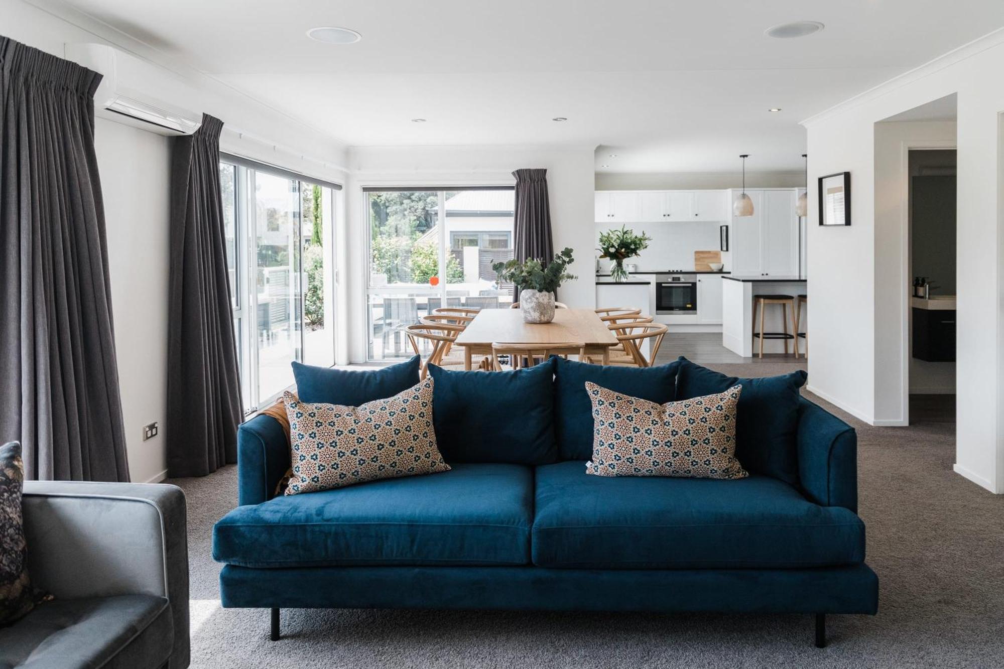 Stunning Tranquil Home With Green Space Views Mount Maunganui Buitenkant foto